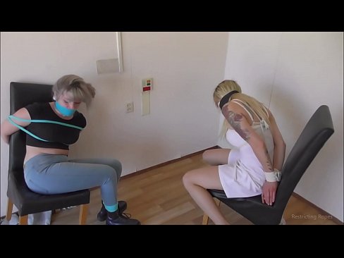 ❤️ Závislá / svázaná a s roubíkem / dáma v nesnázích ❌ Porno video u cs.assistirhentai.ru ❌️
