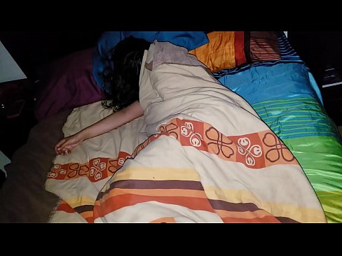 ❤️ Nevlastní syn buzeruje svou mladou nevlastní matku, zatímco ona spí. ❌ Porno video u cs.assistirhentai.ru ❌️